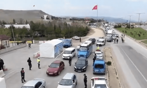 Denetimlerde Aranan 15 Kişi Yakalandı
