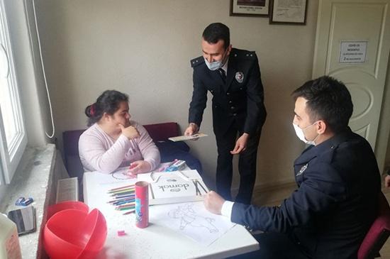Polis Korkusu Olan Gence Sürpriz Ziyaret